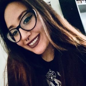 Meet your Posher, Destiny